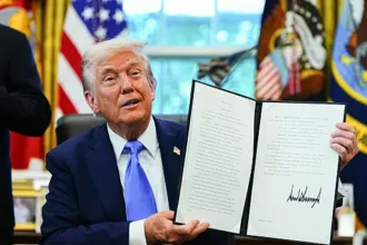 Trump Slaps $100,000 Fee on H-1B Visas in Latest Immigration Crackdown