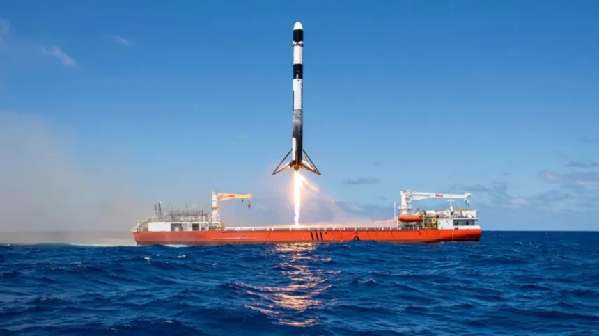 Starship Heat Shield: 1650°C आग में कैसे बचता है?