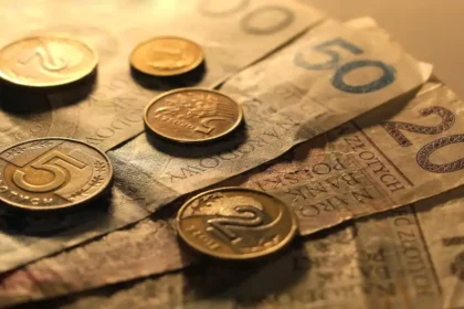 2025 की Currency Crisis: Dollar, Euro, Rupee पर खतरा?